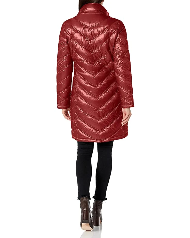 Calvin Klein Women's Chevron Quilted Packable Down Jacket (Standard and Plus) | Coats & Outerwear 2 Calvin Klein Women's Chevron Quilted Packable Down Jacket (Standard and Plus) | Coats & Outerwear - Image 2