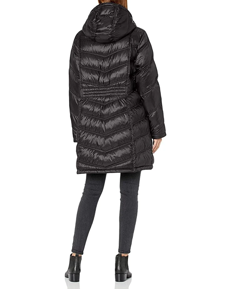 Calvin Klein Women's Hooded Chevron Packable Down Jacket (Standard and Plus) | Coats & Outerwear 2 Calvin Klein Women's Hooded Chevron Packable Down Jacket (Standard and Plus) | Coats & Outerwear - Image 2
