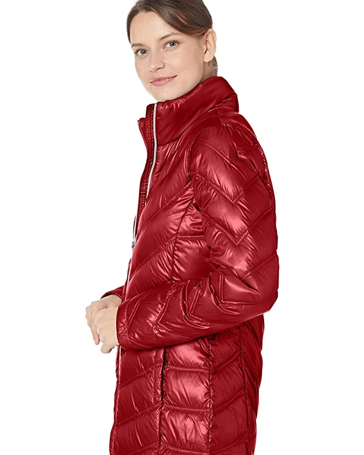 Calvin Klein Women's Chevron Quilted Packable Down Jacket (Standard and Plus) | Coats & Outerwear 4 Calvin Klein Women's Chevron Quilted Packable Down Jacket (Standard and Plus) | Coats & Outerwear - Image 4